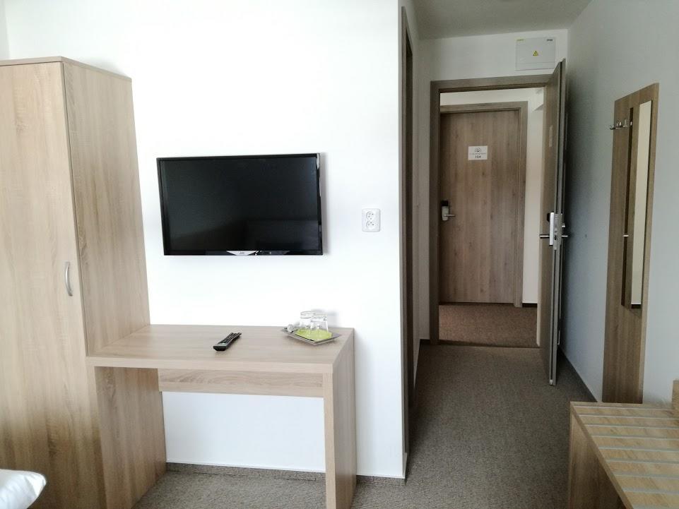 Club Apartments Челадна Екстер'єр фото